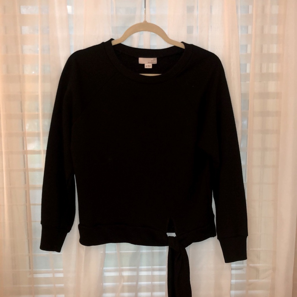 Black Tie Crew Neck